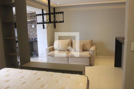 Quarto de kitnet/studio para alugar com 1 quarto, 39m² em Jardim Flor da Montanha, Guarulhos