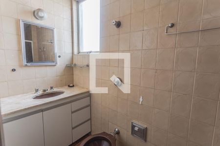 Banheiro da Suíte de apartamento à venda com 3 quartos, 95m² em Serra, Belo Horizonte