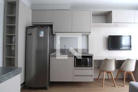 Sala/Cozinha de apartamento para alugar com 1 quarto, 30m² em Vila Olímpia, São Paulo