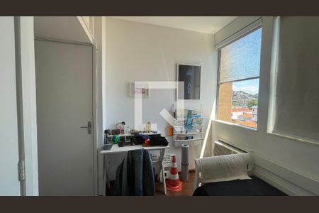 Quarto de apartamento para alugar com 1 quarto, 54m² em Jardim Guanabara, Rio de Janeiro
