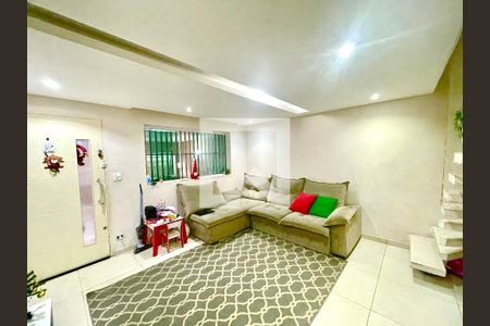 Sala de casa à venda com 3 quartos, 110m² em Vila Zamataro, Guarulhos