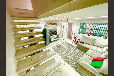 Sala de casa à venda com 3 quartos, 110m² em Vila Zamataro, Guarulhos