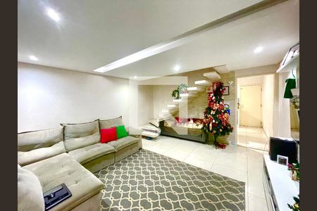 Sala de casa à venda com 3 quartos, 110m² em Vila Zamataro, Guarulhos