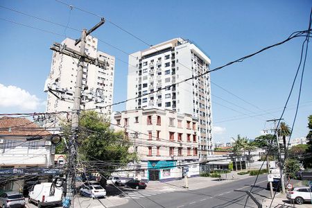 Sala Vista de apartamento à venda com 2 quartos, 75m² em Santana, Porto Alegre