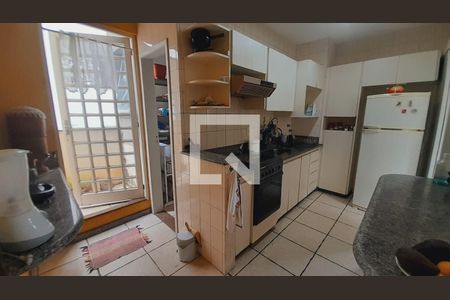 Cozinha de apartamento à venda com 2 quartos, 68m² em Cruzeiro, Belo Horizonte