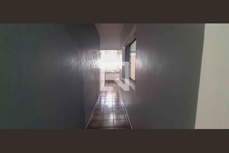 Corredor Interno de casa para alugar com 1 quarto, 125m² em Jaguaribe, Osasco