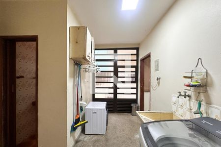 Área de Serviço de casa à venda com 3 quartos, 138m² em Jardim Sao Luis, São Bernardo do Campo