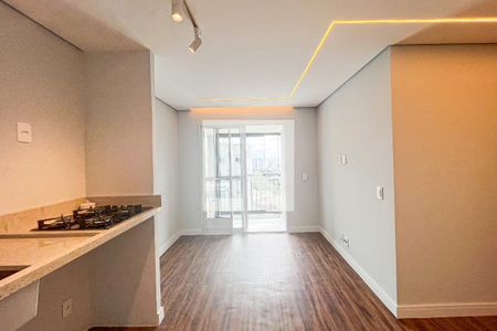 Sala/Cozinha de apartamento à venda com 2 quartos, 41m² em Água Branca, São Paulo