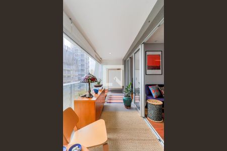 Varanda de apartamento à venda com 1 quarto, 49m² em Itaim Bibi, São Paulo