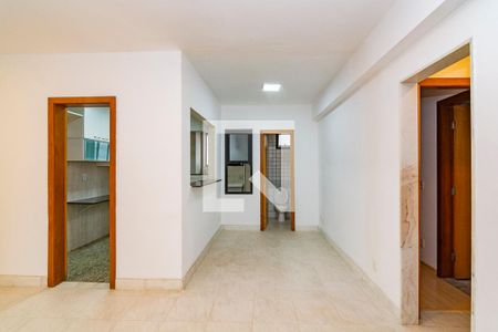 Sala de apartamento para alugar com 2 quartos, 75m² em Belvedere, Belo Horizonte