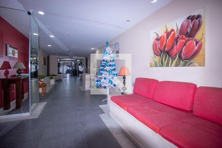 Hall social de apartamento à venda com 3 quartos, 240m² em Olaria, Rio de Janeiro