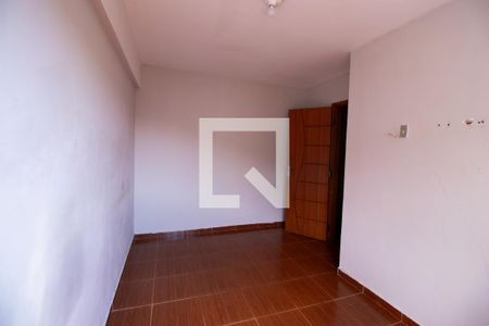 Quarto 1 de apartamento para alugar com 2 quartos, 58m² em Olaria, Rio de Janeiro