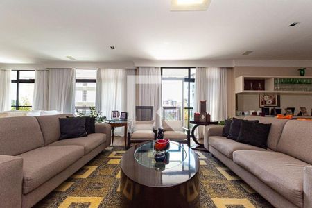 Apartamento à venda com 4 quartos, 300m² em Icaraí, Niterói