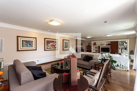 Apartamento à venda com 4 quartos, 300m² em Icaraí, Niterói