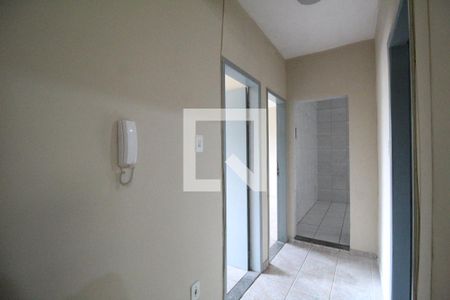 Sala - Corredor de apartamento para alugar com 2 quartos, 126m² em Curicica, Rio de Janeiro