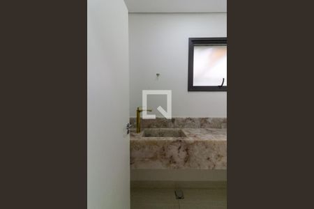 Lavabo de casa à venda com 4 quartos, 550m² em Jardim Prudência, São Paulo