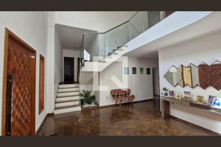 Casa à venda com 5 quartos, 690m² em Jardim Marajoara, São Paulo