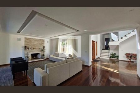 Casa à venda com 5 quartos, 690m² em Jardim Marajoara, São Paulo