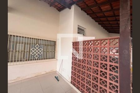 Casa para alugar com 4 quartos, 230m² em Planalto, Belo Horizonte
