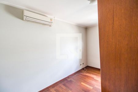 Quarto  de casa de condomínio para alugar com 3 quartos, 400m² em Residencial Onze (alphaville), Santana de Parnaíba