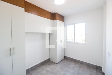 Suíte de apartamento para alugar com 2 quartos, 42m² em Vila Sul Americana, Carapicuíba