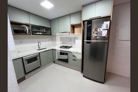 Cozinha de apartamento à venda com 3 quartos, 105m² em Serra, Belo Horizonte