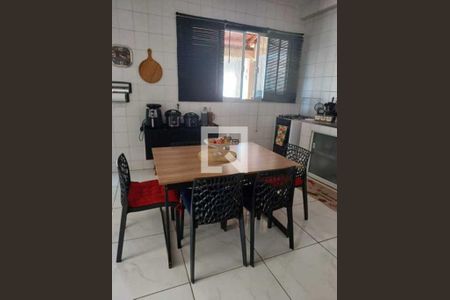 Apartamento à venda com 3 quartos, 46m² em Olaria, Rio de Janeiro