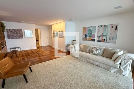 Apartamento à venda com 3 quartos, 138m² em Santa Teresinha, São Paulo