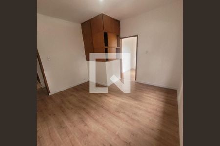 Casa à venda com 4 quartos, 147m² em Vila Homero Thon, Santo André