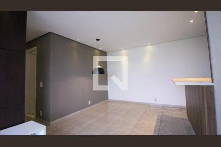 Apartamento para alugar com 3 quartos, 68m² em Sítio da Figueira, São Paulo