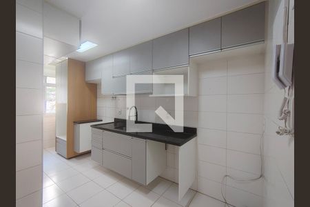 Cozinha de apartamento para alugar com 3 quartos, 85m² em Barra Olímpica, Rio de Janeiro