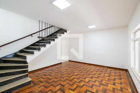 Sala  de casa para alugar com 3 quartos, 194m² em Campo Belo, São Paulo