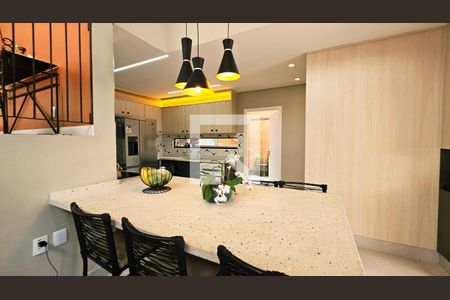 Casa de Condomínio para alugar com 5 quartos, 313m² em Medeiros, Jundiaí