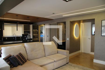 Sala com varanda gourmet integrada  de apartamento à venda com 4 quartos, 134m² em Vila Augusta, Guarulhos