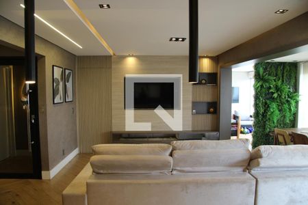 Sala com varanda gourmet integrada  de apartamento à venda com 4 quartos, 134m² em Vila Augusta, Guarulhos