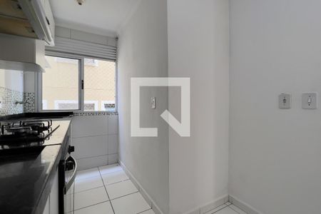 Cozinha e Área de Serviço de apartamento para alugar com 2 quartos, 42m² em Vila Nova Bonsucesso, Guarulhos