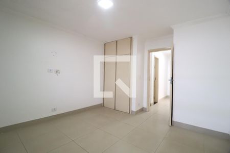 Quarto 1 - Suíte de casa para alugar com 4 quartos, 170m² em Cidade Jardim, Uberlândia