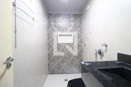 Banheiro do Quarto 1 de casa para alugar com 4 quartos, 170m² em Cidade Jardim, Uberlândia