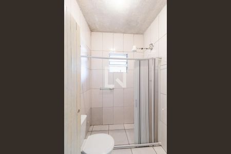 Banheiro de casa para alugar com 1 quarto, 60m² em Vila Dirce, Carapicuíba