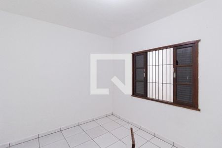 Quarto  de casa para alugar com 1 quarto, 60m² em Vila Dirce, Carapicuíba