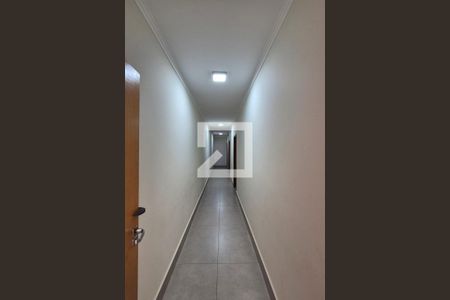 Corredor  de casa de condomínio à venda com 4 quartos, 216m² em Swiss Park, Campinas