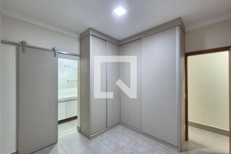 Quarto 1 - Suíte  de casa de condomínio à venda com 4 quartos, 216m² em Swiss Park, Campinas