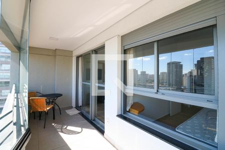 Apartamento para alugar com 2 quartos, 90m² em Jardim das Acacias, São Paulo