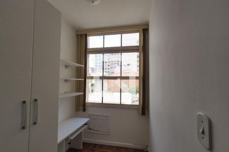 Quarto 1 de apartamento para alugar com 3 quartos, 165m² em Copacabana, Rio de Janeiro