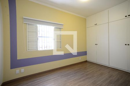 Quarto de casa à venda com 3 quartos, 300m² em Vila Mariana, São Paulo