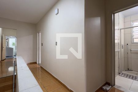 Corredor dos Dormitórios de casa à venda com 5 quartos, 169m² em Jardim Rosa de Franca, Guarulhos