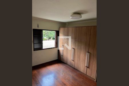 Casa à venda com 3 quartos, 201m² em Socorro, São Paulo