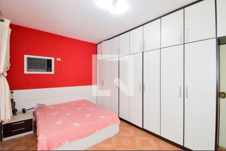 Quarto 1 de casa à venda com 3 quartos, 250m² em Jardim Santa Mena, Guarulhos