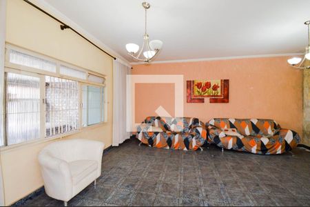 Sala de casa à venda com 3 quartos, 250m² em Jardim Santa Mena, Guarulhos