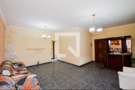 Sala de casa à venda com 3 quartos, 250m² em Jardim Santa Mena, Guarulhos